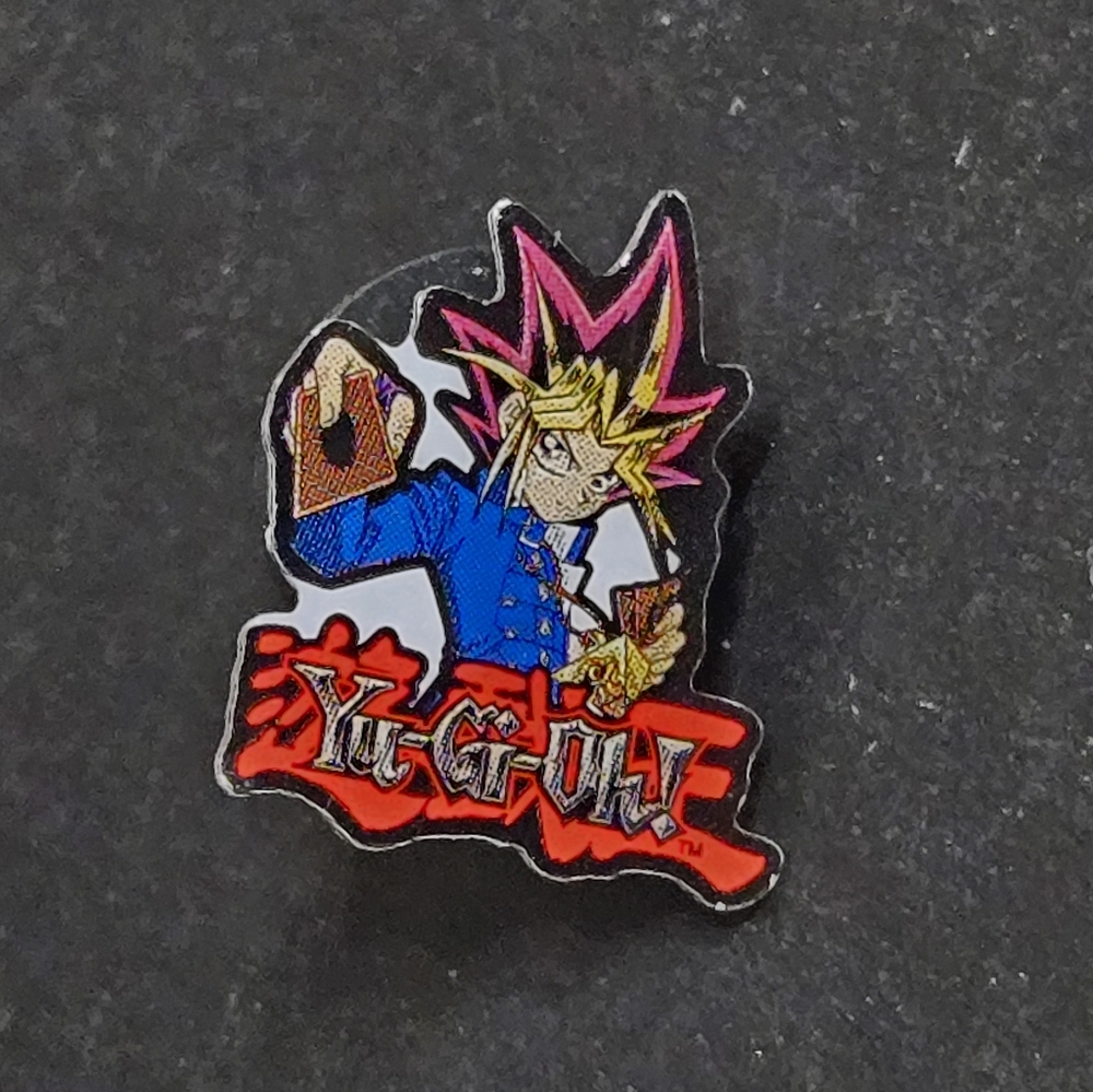 RARE HTF VINTAGE 1996 Kazuki Takahashi Yu-Gi-Oh! Yami Yugi Lapel Pin EUC